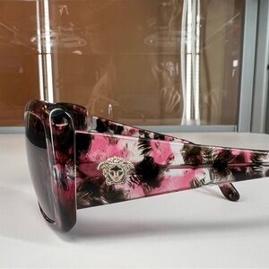 Versace 4247 pink tortoise suns